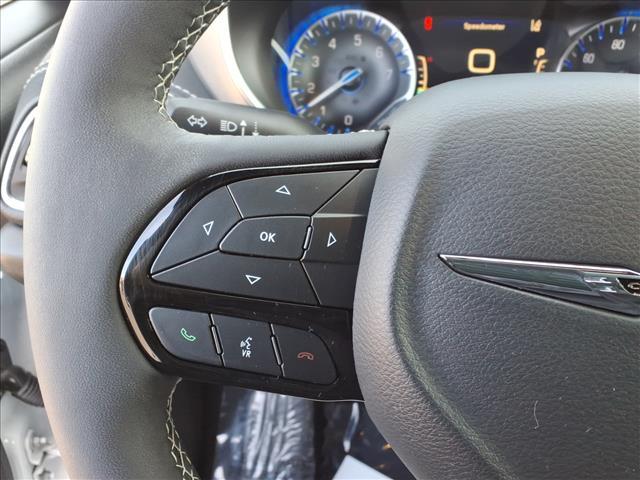 used 2025 Chrysler Pacifica car, priced at $42,999