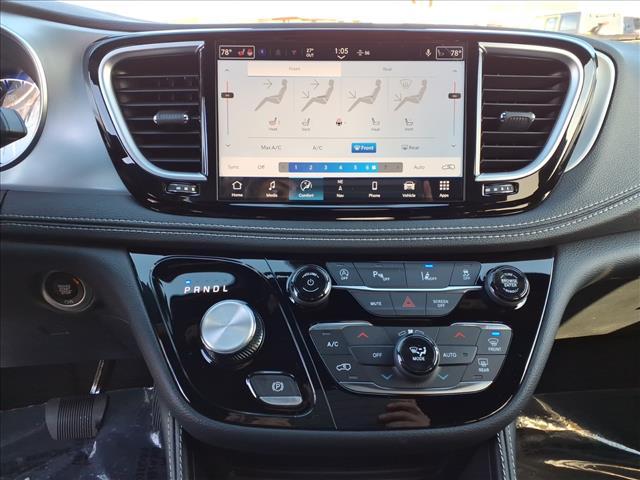 new 2026 Chrysler Pacifica car