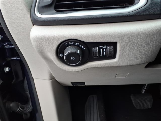 used 2019 Chrysler Pacifica car, priced at $13,995