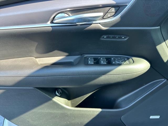 used 2018 Cadillac XT5 car, priced at $19,995