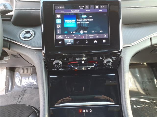 used 2024 Jeep Grand Cherokee car, priced at $35,995