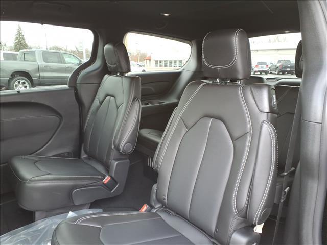 new 2026 Chrysler Pacifica car