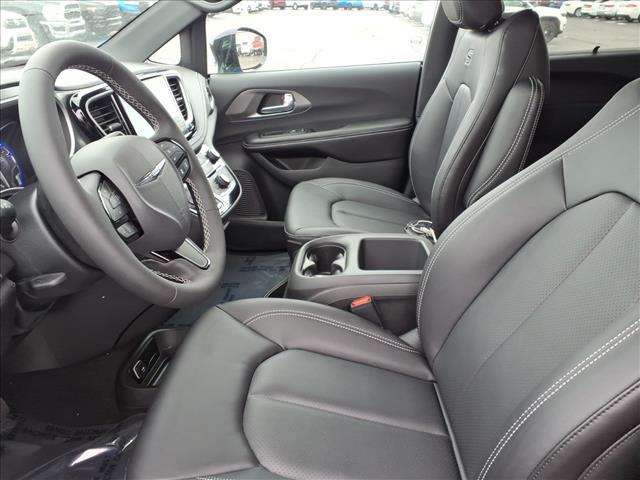 new 2026 Chrysler Pacifica car