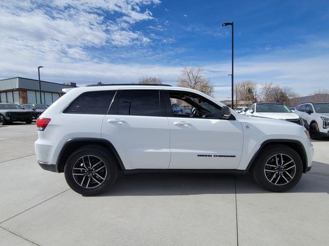 used 2019 Jeep Grand Cherokee car, priced at $19,164