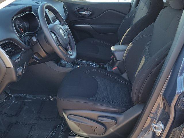 used 2020 Jeep Cherokee car, priced at $19,164