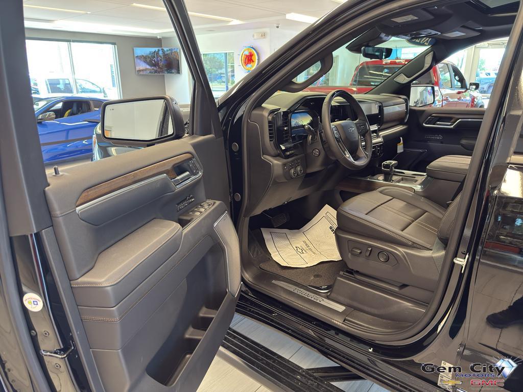 new 2025 Chevrolet Silverado 1500 car, priced at $73,065