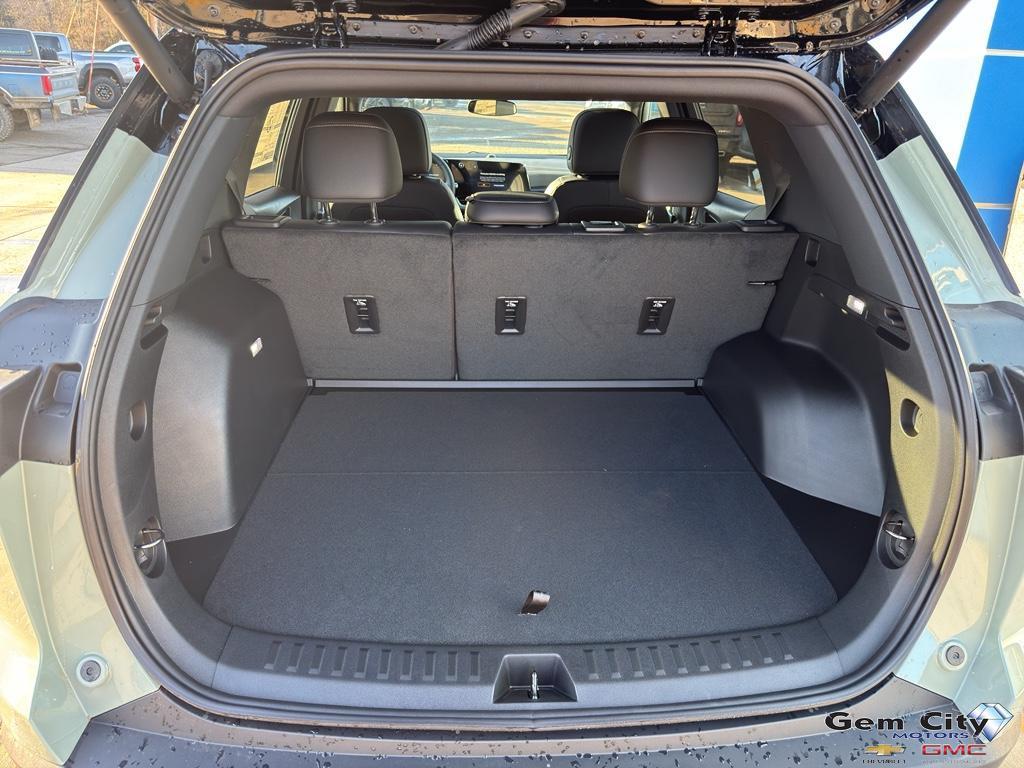 new 2026 Chevrolet Equinox car, priced at $37,680