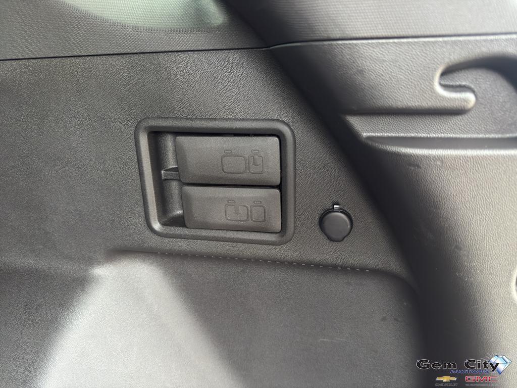 used 2021 Chevrolet Equinox car