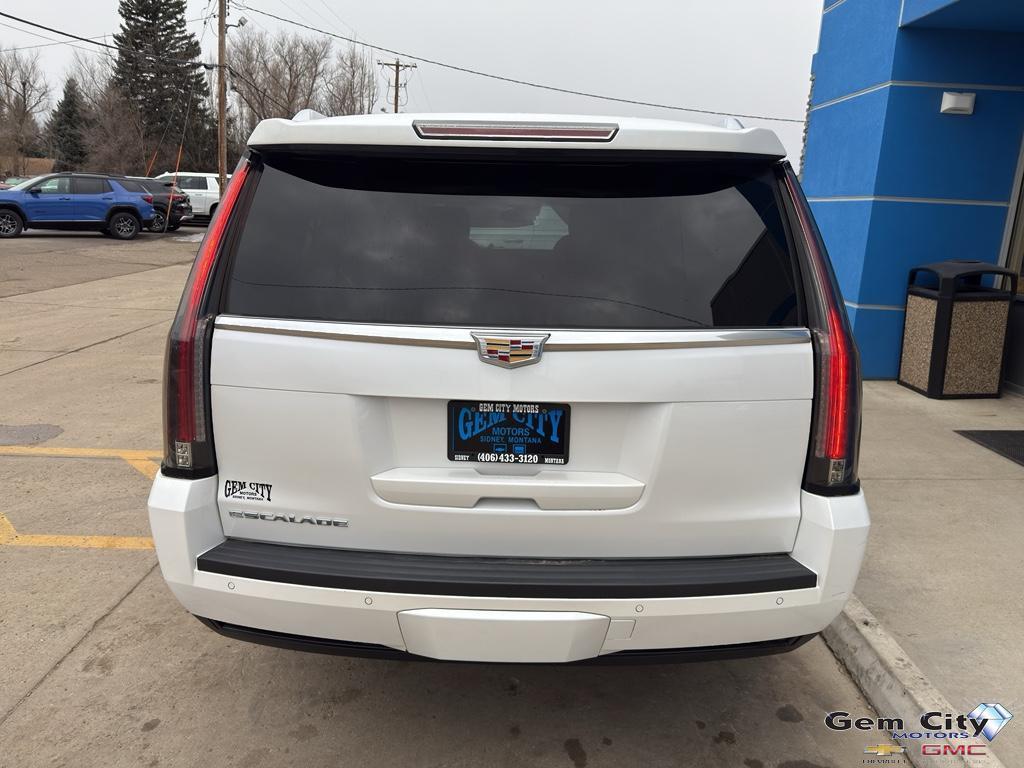 used 2016 Cadillac Escalade ESV car