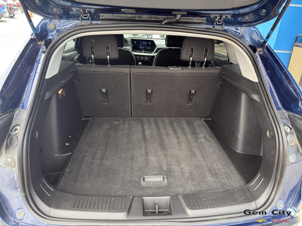 used 2024 Chevrolet Trax car