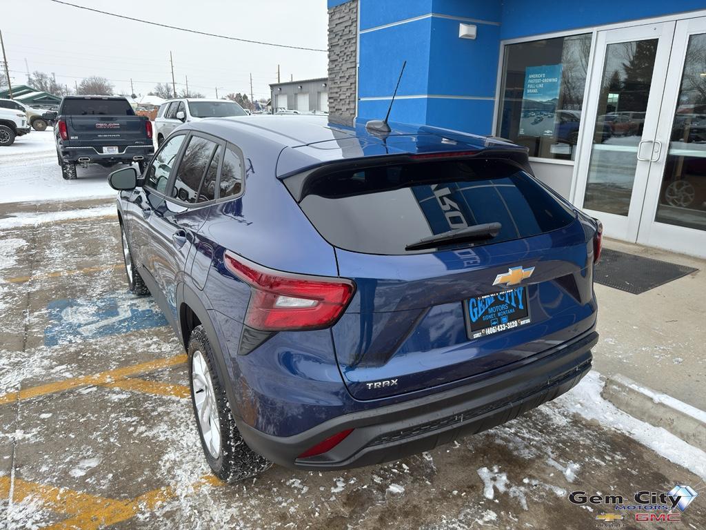 used 2024 Chevrolet Trax car