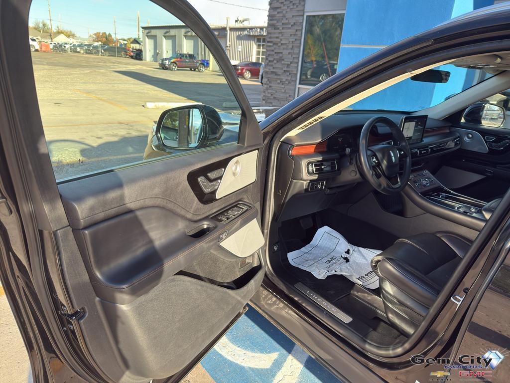 used 2022 Lincoln Aviator car, priced at $42,975