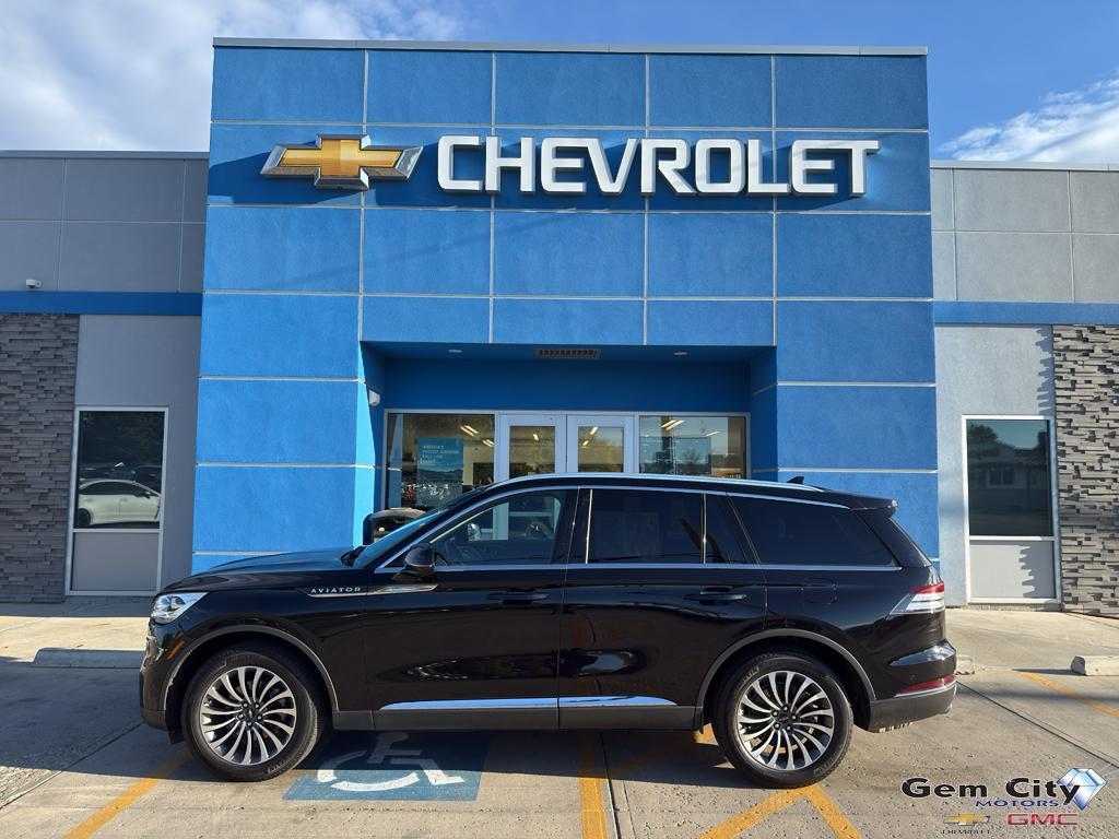used 2022 Lincoln Aviator car, priced at $45,499