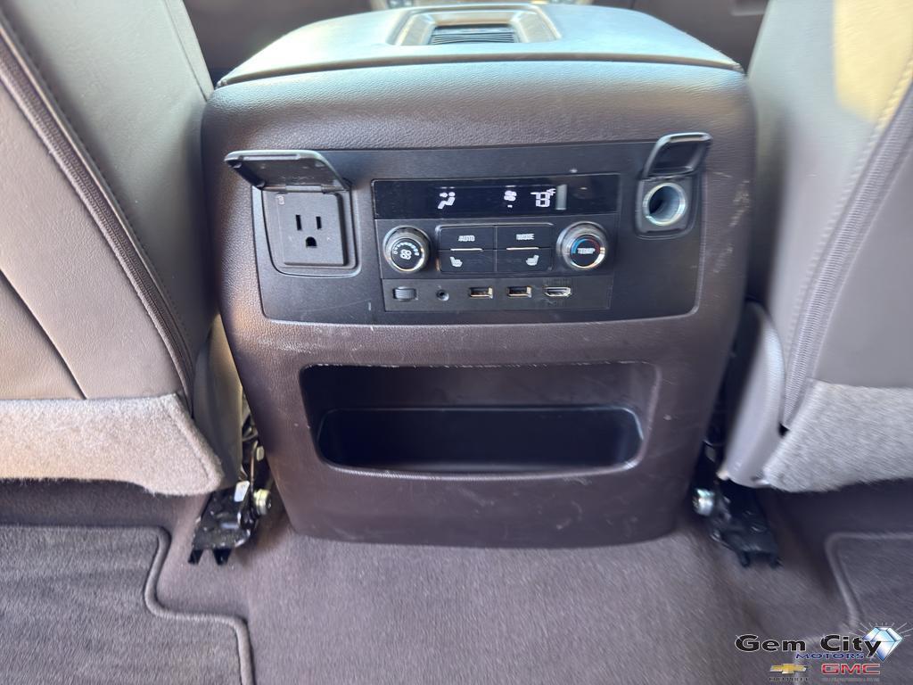 used 2020 GMC Yukon XL car, priced at $38,999