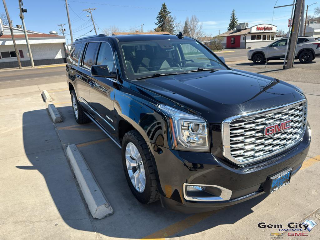 used 2020 GMC Yukon XL car, priced at $38,999