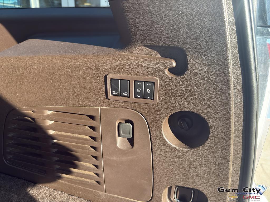 used 2018 GMC Yukon XL car, priced at $28,996