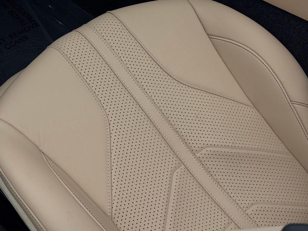 new 2026 Aston Martin Vantage car, priced at $284,125