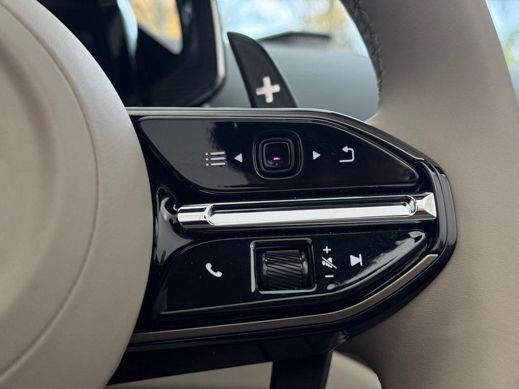 new 2026 Aston Martin Vanquish car, priced at $602,300