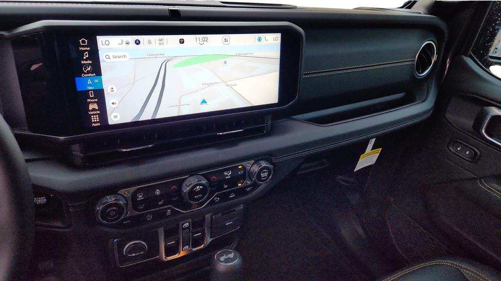 new 2025 Jeep Wrangler car, priced at $55,336