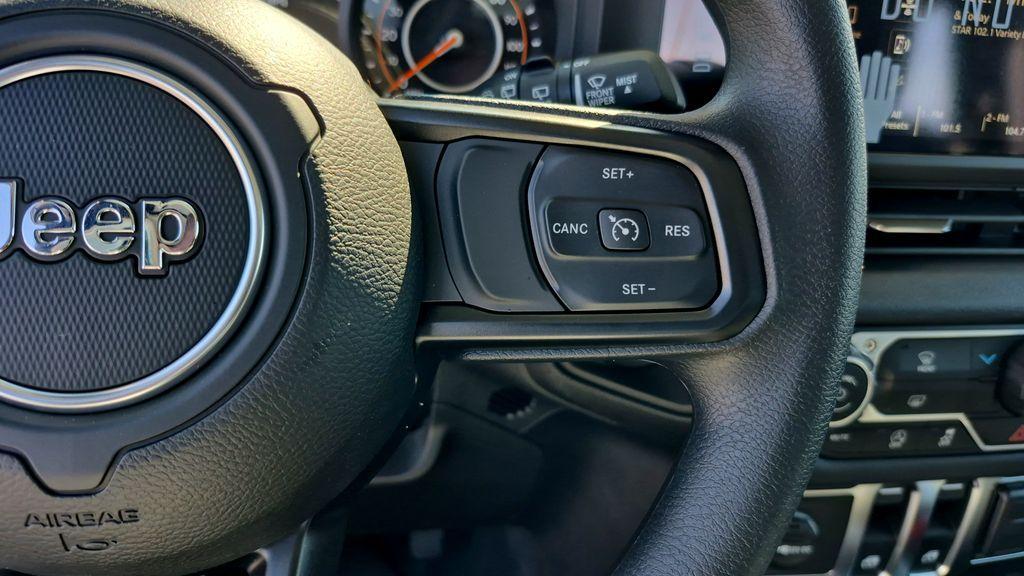 new 2026 Jeep Wrangler car, priced at $36,564