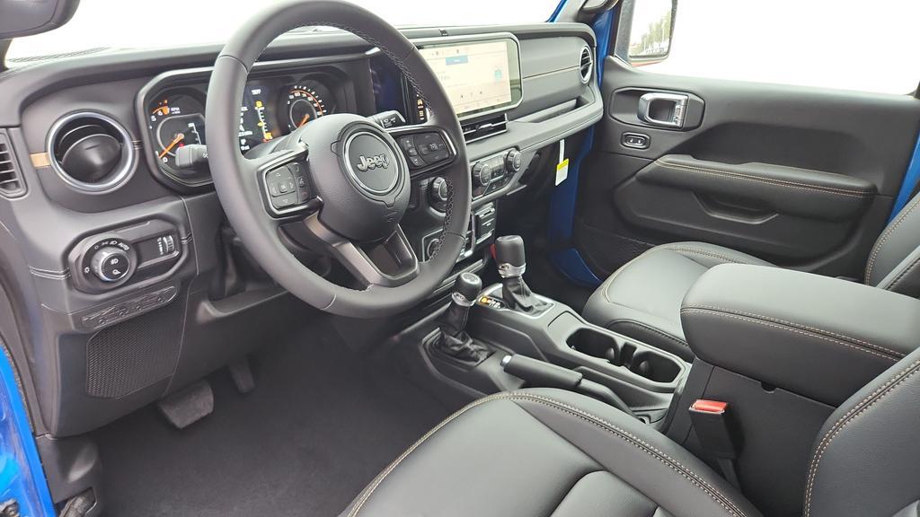 new 2026 Jeep Gladiator car, priced at $44,409