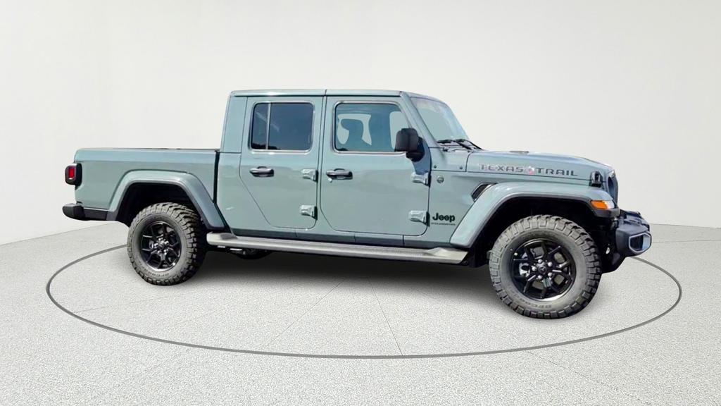 new 2026 Jeep Gladiator car, priced at $45,841