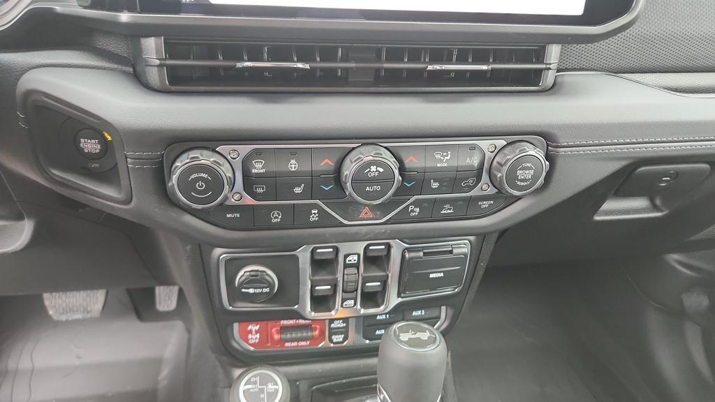 new 2026 Jeep Wrangler car, priced at $57,161