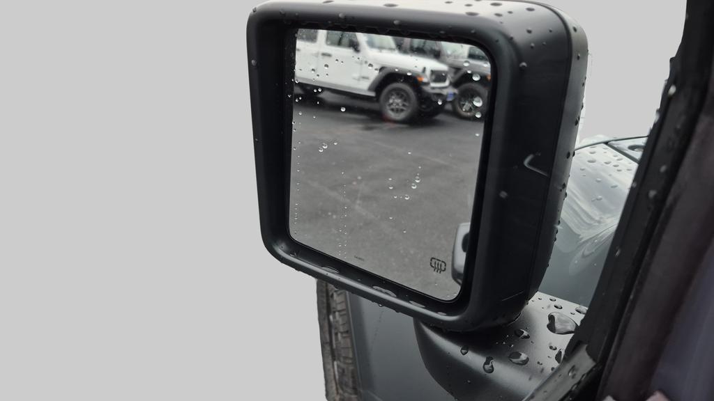 new 2025 Jeep Wrangler car, priced at $39,999