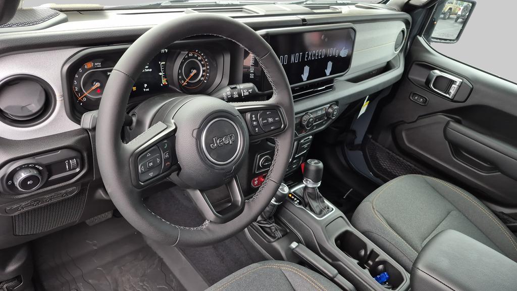 new 2025 Jeep Wrangler car, priced at $39,999