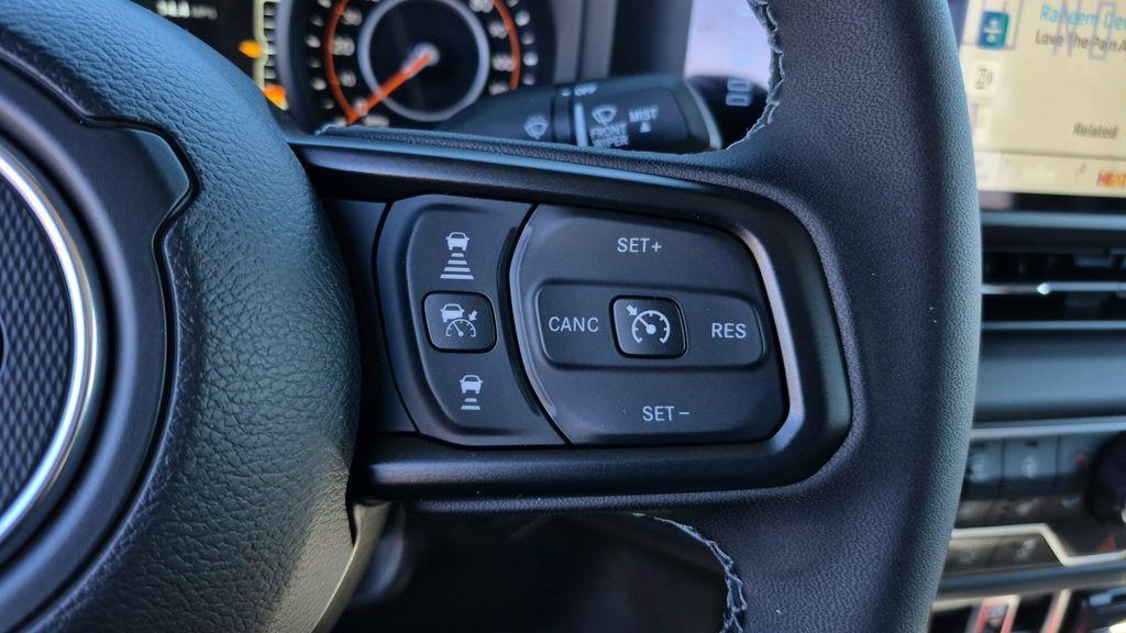 new 2026 Jeep Gladiator car, priced at $45,444