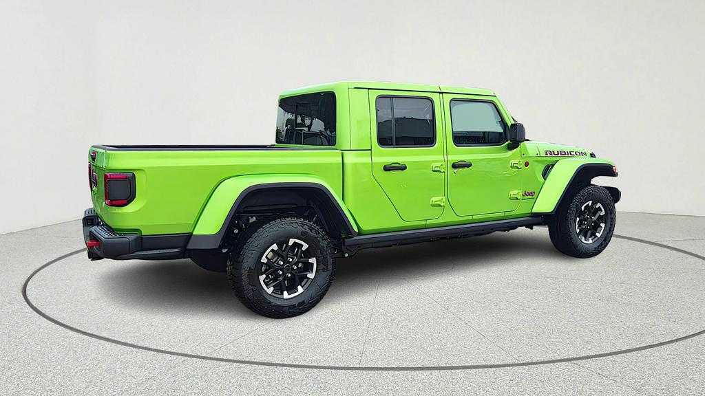 new 2026 Jeep Gladiator car, priced at $57,306