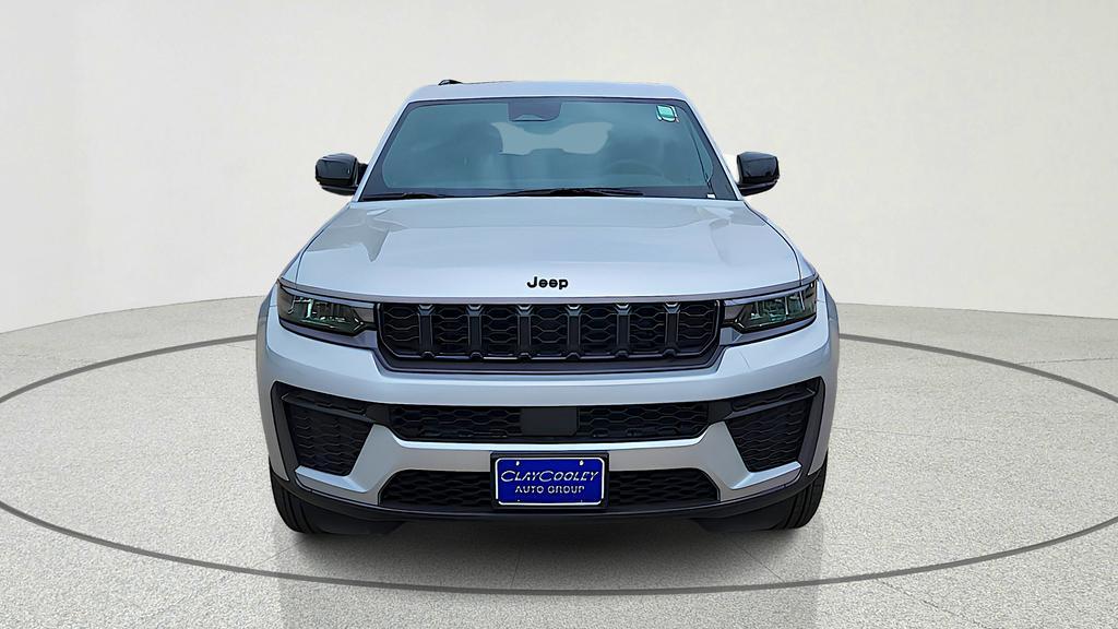 new 2026 Jeep Grand Cherokee car, priced at $45,519