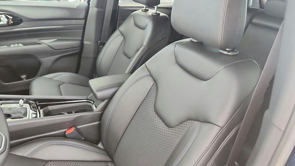 new 2026 Jeep Compass car, priced at $31,205