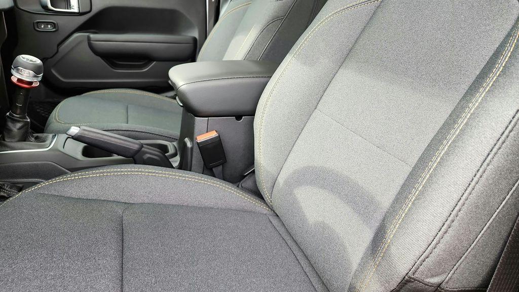 new 2026 Jeep Wrangler car, priced at $36,564