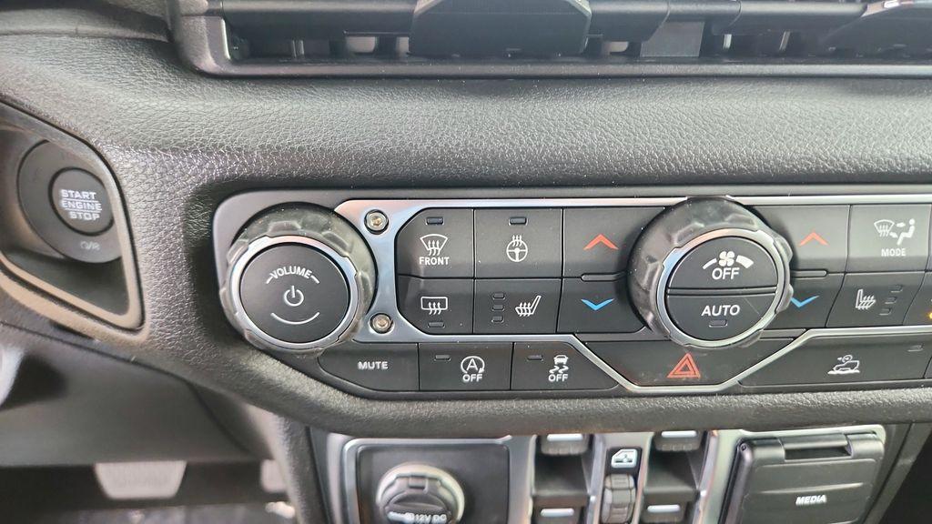 new 2026 Jeep Wrangler car, priced at $49,986