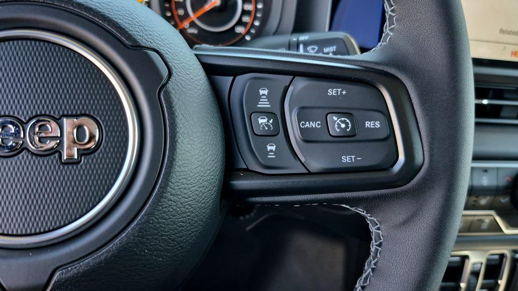 new 2026 Jeep Gladiator car, priced at $44,944