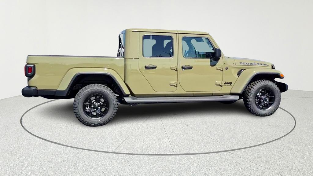 new 2026 Jeep Gladiator car, priced at $44,944