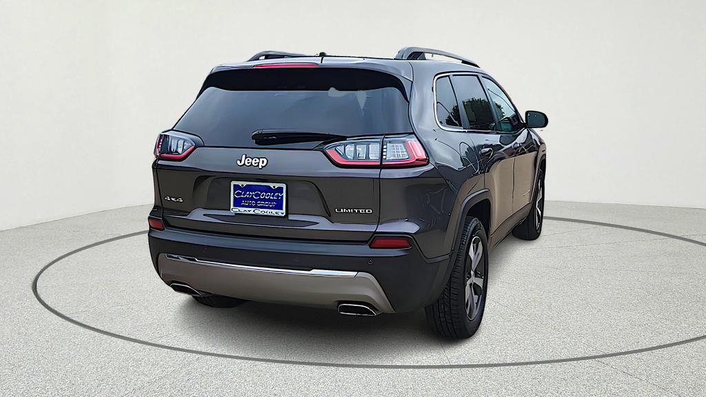 used 2022 Jeep Cherokee car, priced at $20,399