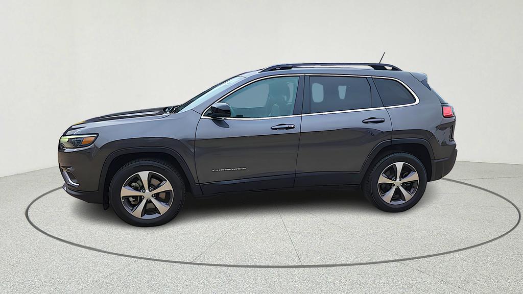used 2022 Jeep Cherokee car, priced at $20,399
