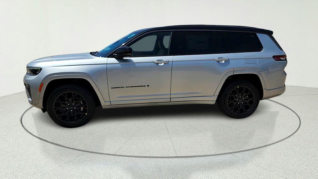 new 2026 Jeep Grand Cherokee L car, priced at $61,707