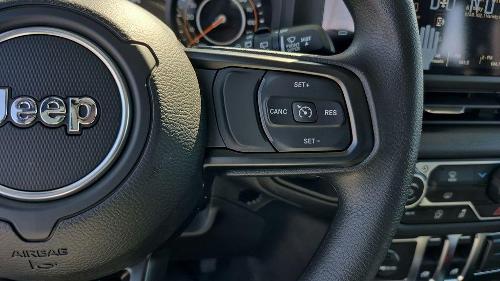 new 2026 Jeep Wrangler car, priced at $36,564