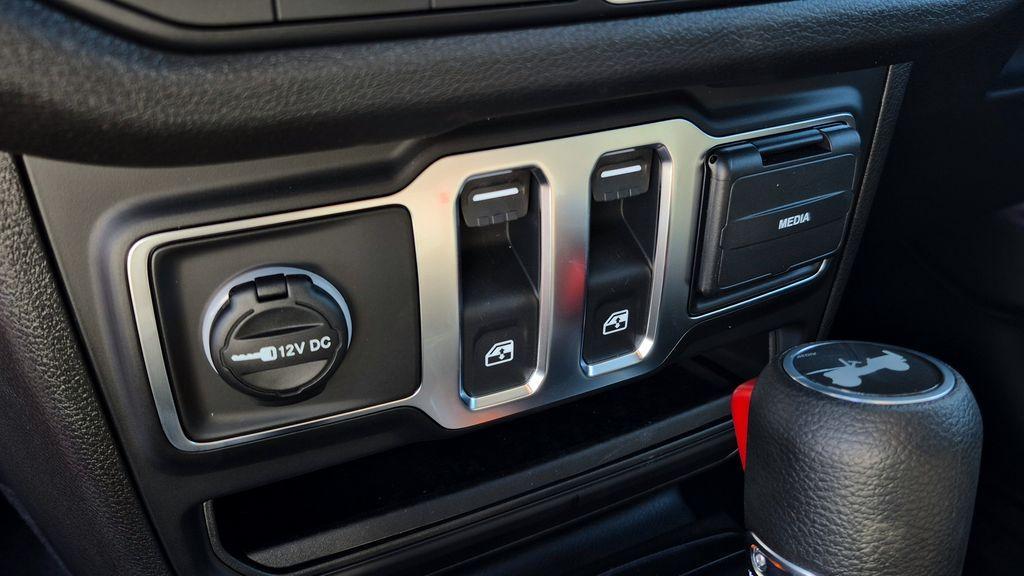 new 2026 Jeep Wrangler car, priced at $40,586