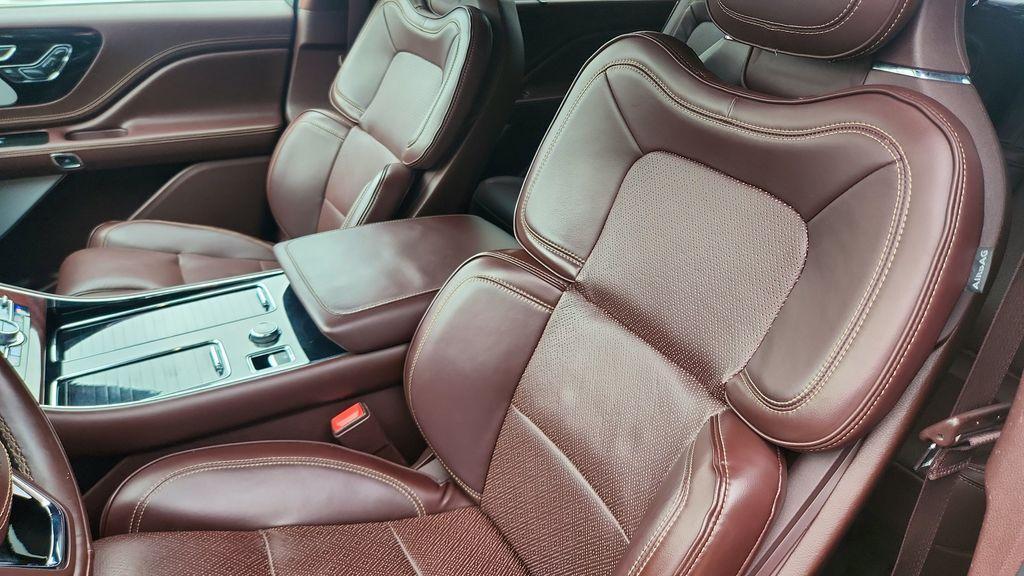 used 2021 Lincoln Aviator car, priced at $35,999