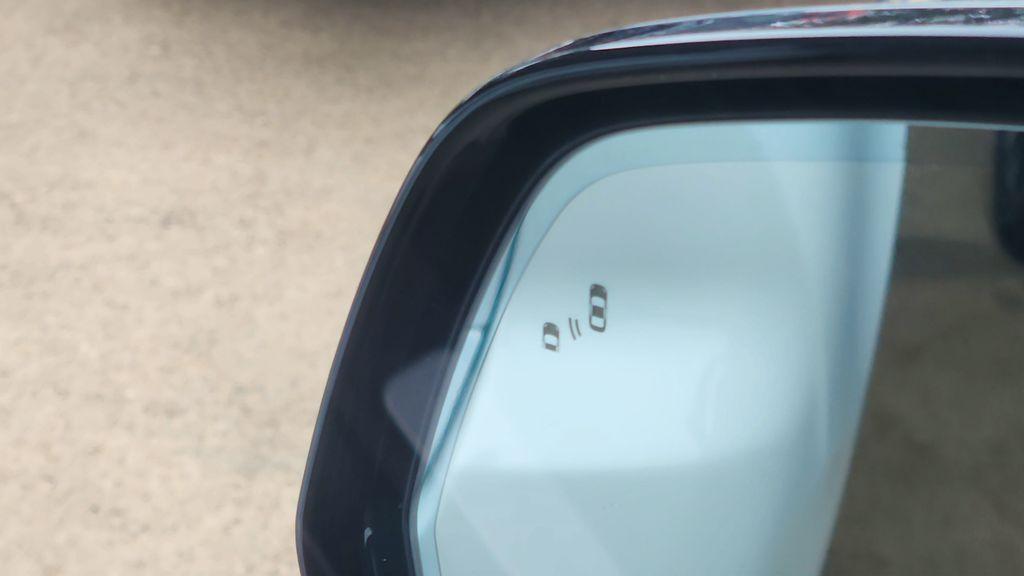 used 2021 Lincoln Aviator car, priced at $35,999