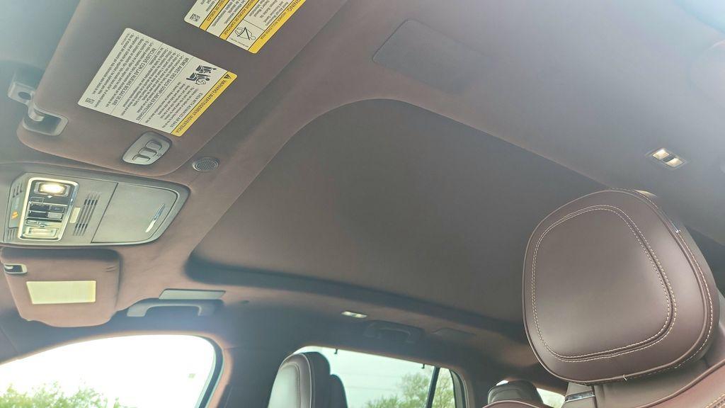 used 2021 Lincoln Aviator car, priced at $35,999