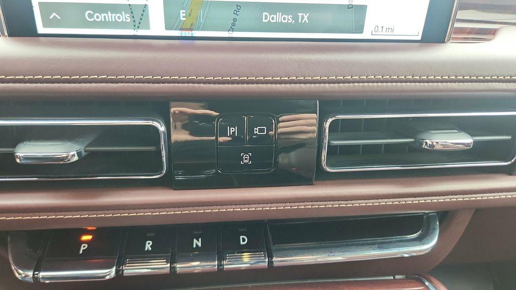 used 2021 Lincoln Aviator car, priced at $35,999