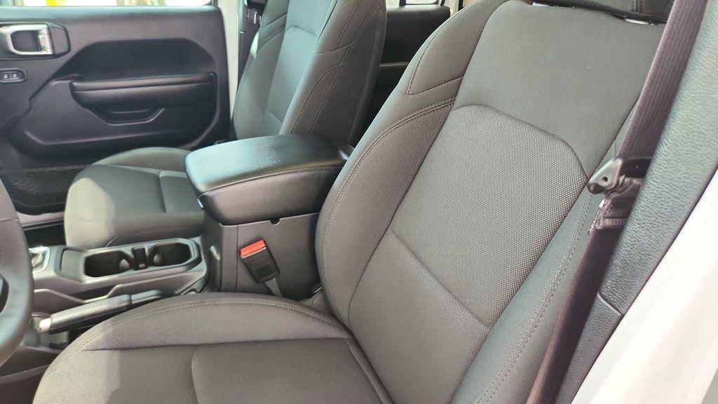 used 2023 Jeep Gladiator car, priced at $36,499