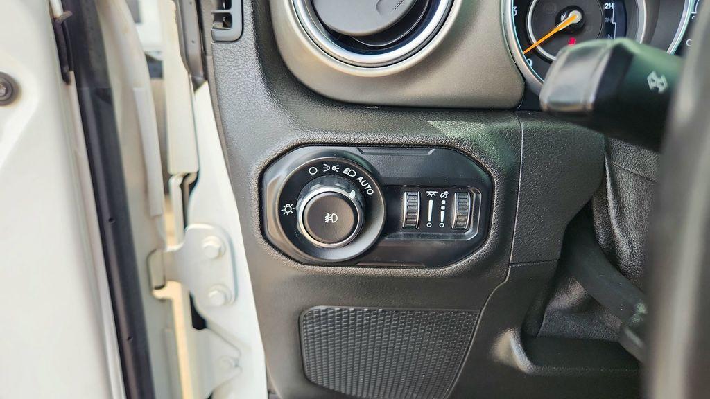 used 2019 Jeep Wrangler Unlimited car, priced at $22,754