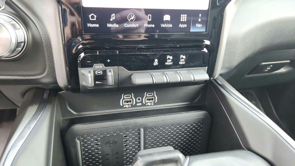new 2026 Ram 1500 car, priced at $61,402