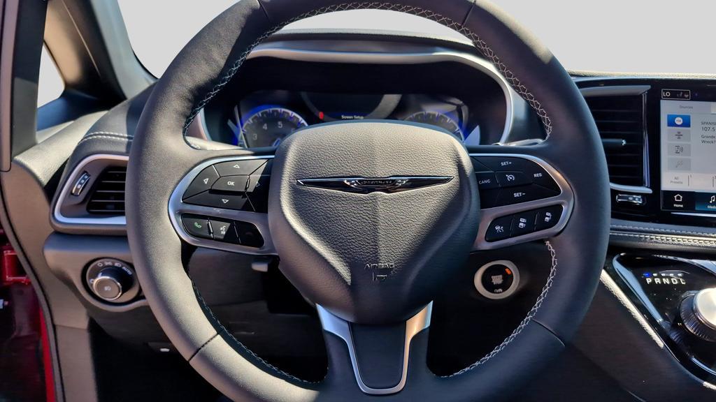 new 2026 Chrysler Pacifica car, priced at $36,569